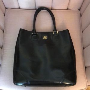 Black patent Tory Burch Robinson Large tote